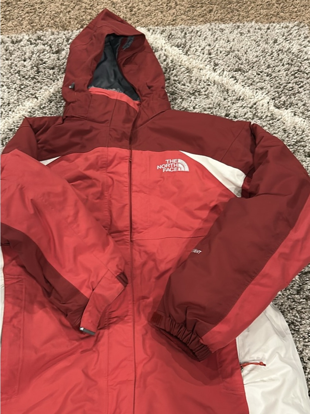 The North Face Women's Two-Tone Burgundy and Coral Ski Jacket with White Accents